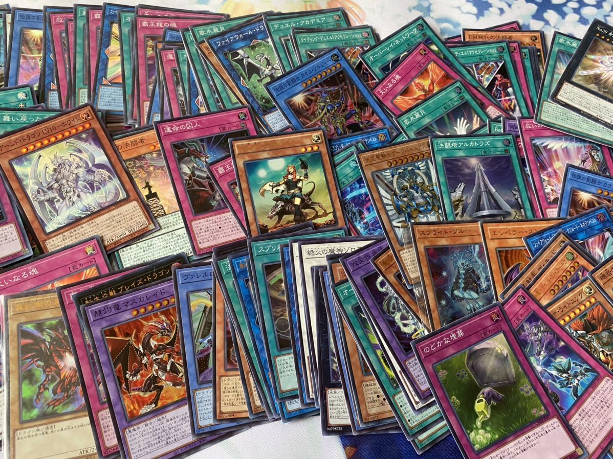 遊戯王 まとめ売り 約6000枚 スーレア以上約500枚(セット、まとめ売り 遊戯王 まとめ売り 約6000枚 スーレア以上約500枚(セット、まとめ売り