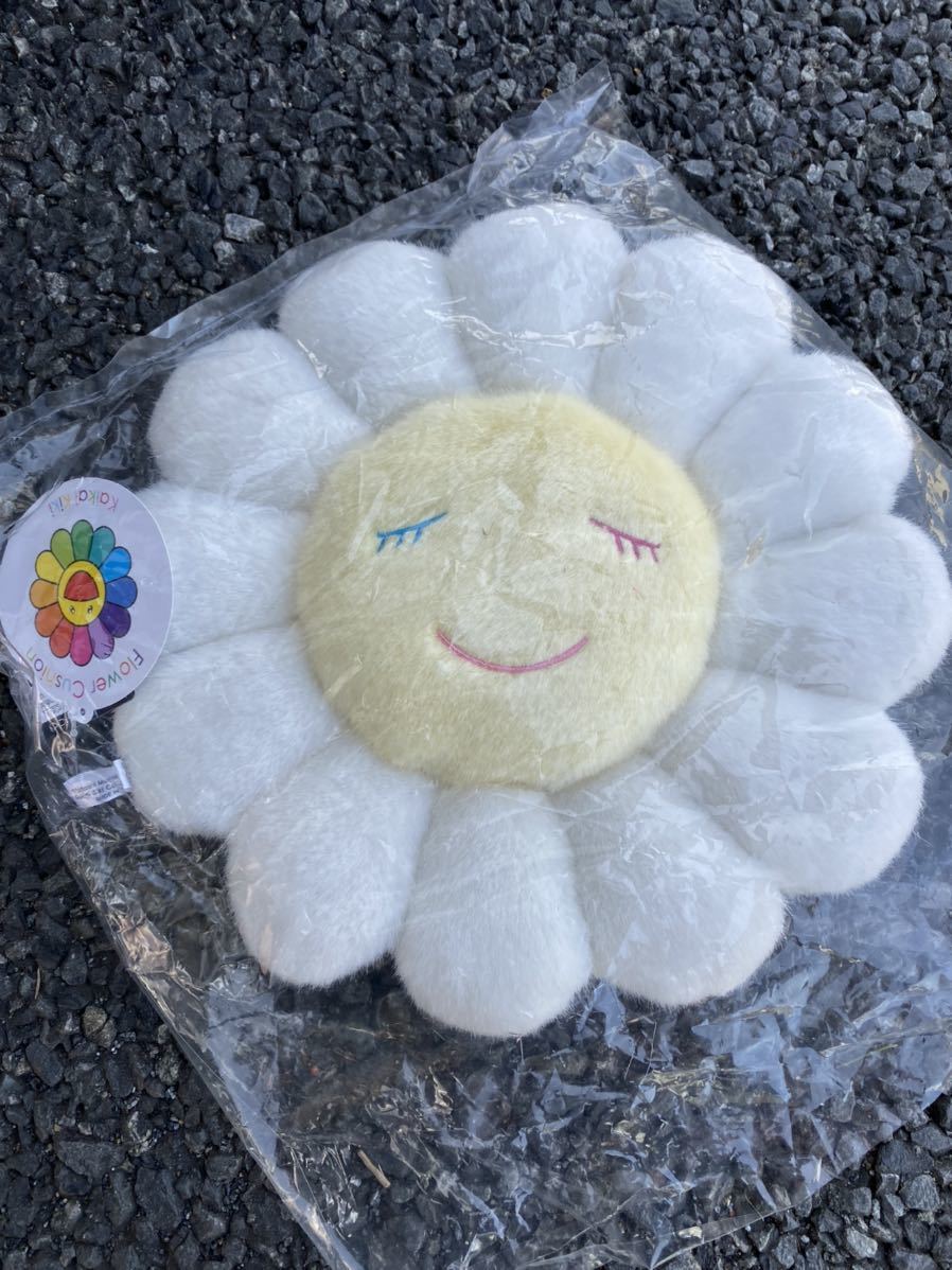 村上隆 フラワー クッション 正規品30cm村上隆 kaikaikiki お花