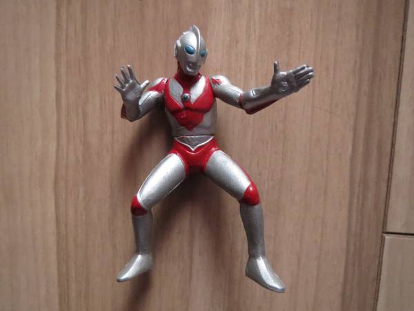 HG Ultraman 1 Ultraman Powered первая версия предыдущий период вмятина выпуклость нет белый формирование фигурка дыра нет HG