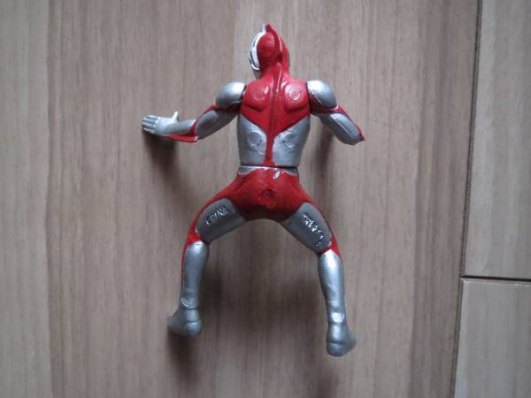 HG Ultraman 1 Ultraman Powered первая версия предыдущий период вмятина выпуклость нет белый формирование фигурка дыра нет HG