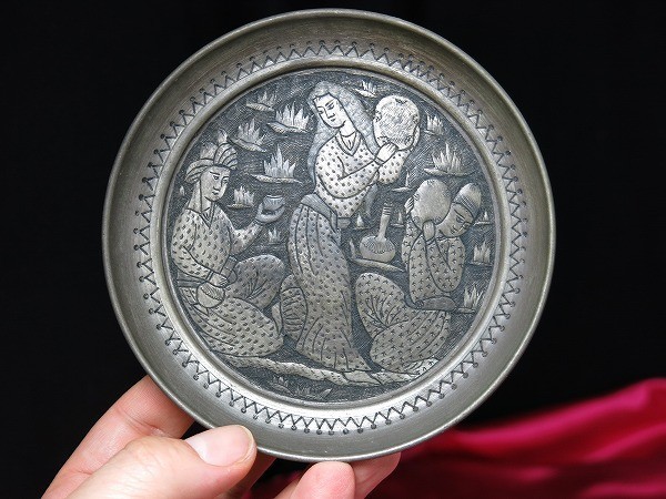 B　イラン銅皿④　金工　壁掛け　中東　アラブ地域　毛彫り ガラムザニー GHALAM ZANI イラン イスファハーン
