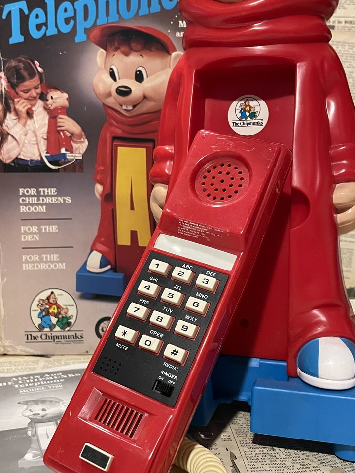 超激得国産 ヤフオク! - 1980年代/アルビン&チップマンクス/電話機/ビン... 格安特価