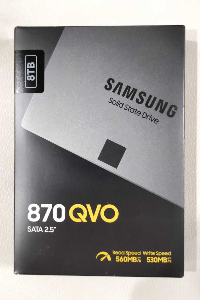 サムスン SAMSUNG 870 QVO 2.5インチ 7mm SATA 8TB1枚 新品未開封品
