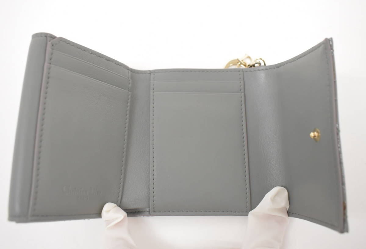 クリスチャンディオール カナージュ ロータスウォレット パテントカーフスキン 二つ折り財布 レディース 保存袋付き 2204LS109_画像7