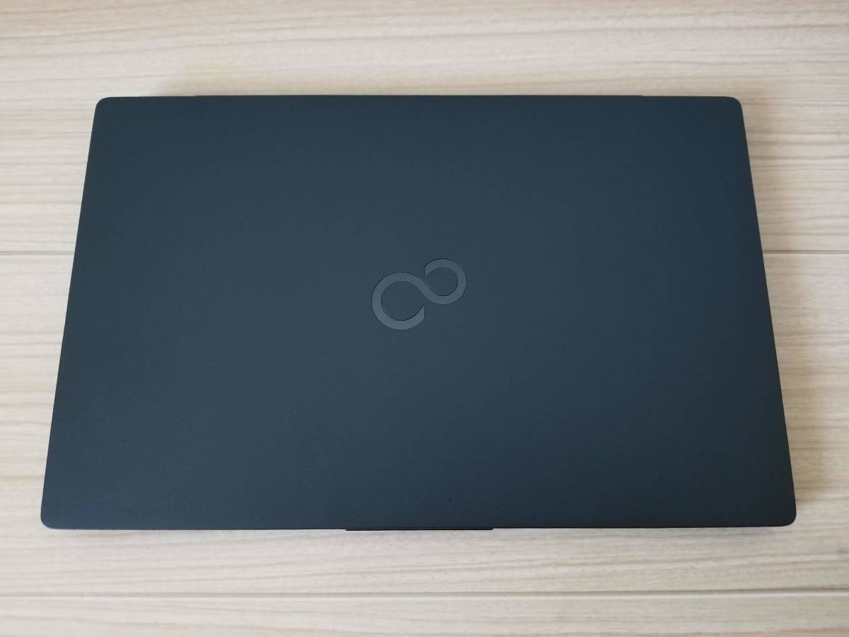 美品】 富士通 LIFEBOOK UHシリーズ Core i7-1165G7 16GB 512B 美品】 富士通 LIFEBOOK UHシリーズ Core i7-1165G7 16GB 512B