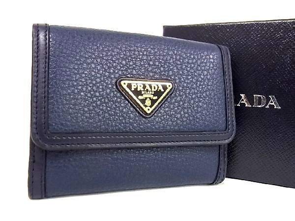 1円 Prada プラダ レザー 三つ折り 財布 ウォレット 札入れ 小銭入れ カード入れ メンズ レディース ネイビー系 b0780am 女性用財布 売買されたオークション情報 Yahooの商品情報をアーカイブ公開 オークファン Aucfan Com 1円 Prada プラダ レザー 三つ折り 財布 ウォレット 札入れ 小銭入れ カード入れ メンズ レディース ネイビー系 b0780am 女性用財布 売買されたオークション情報 Yahooの商品情報をアーカイブ公開 オークファン Aucfan Com