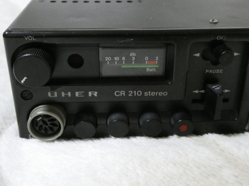 UHER CR-210 コンパクトステレオカセットデッキ ジャンク_画像2