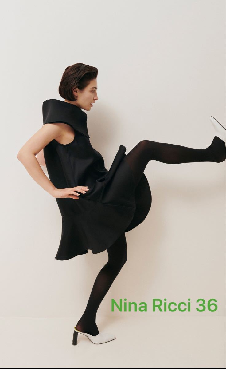 大得価安い NINA RICCI - NINA RICCI ワンピースの通販 by 美佳's shop