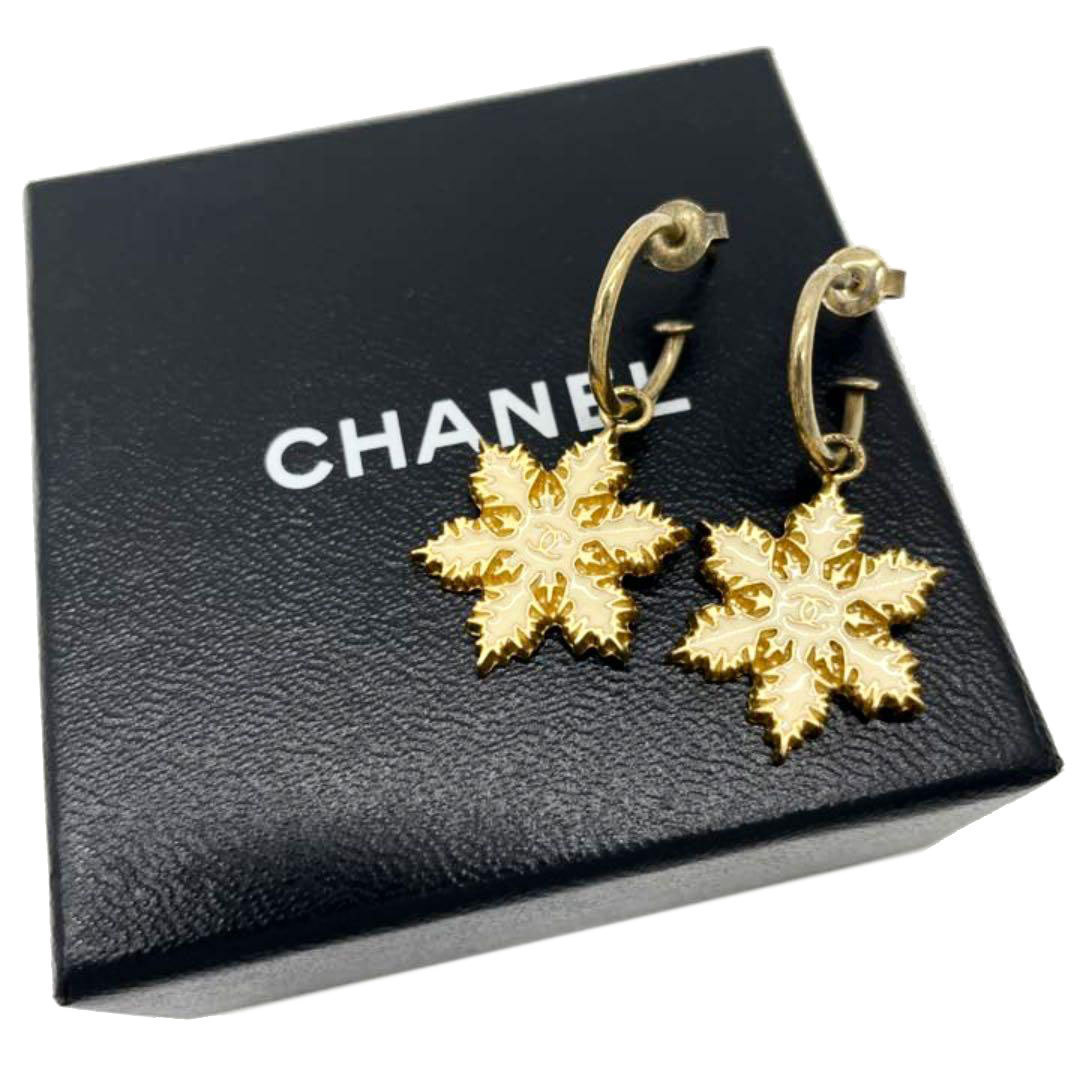 CHANEL シャネル スイングピアス スノーフレーク 雪の結晶 ゴールド