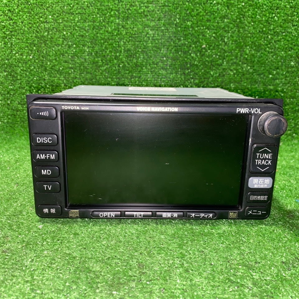 トヨタ純正 ボイスナビ カーナビ 86120-28450 16034 現状品 トヨタ純正 ボイスナビ カーナビ 86120-28450 16034 現状品