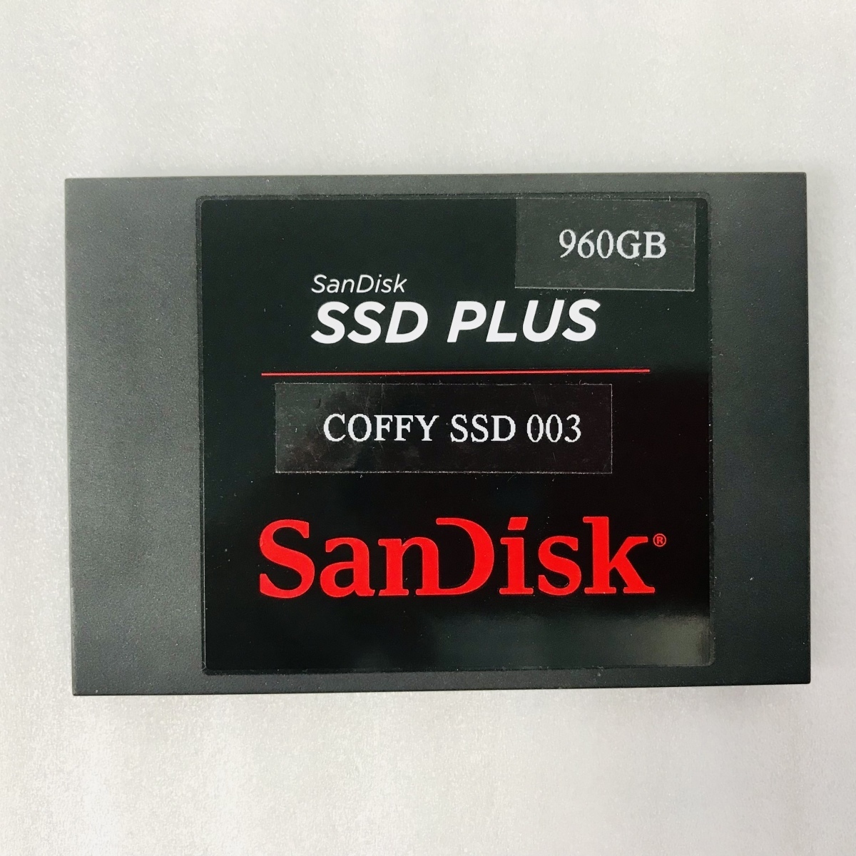 動作確認済み 1003時間 SanDisk SDSSDA960G 960GB 2.5インチ SATA 内蔵 SSD SMART正常 消去済み_画像1