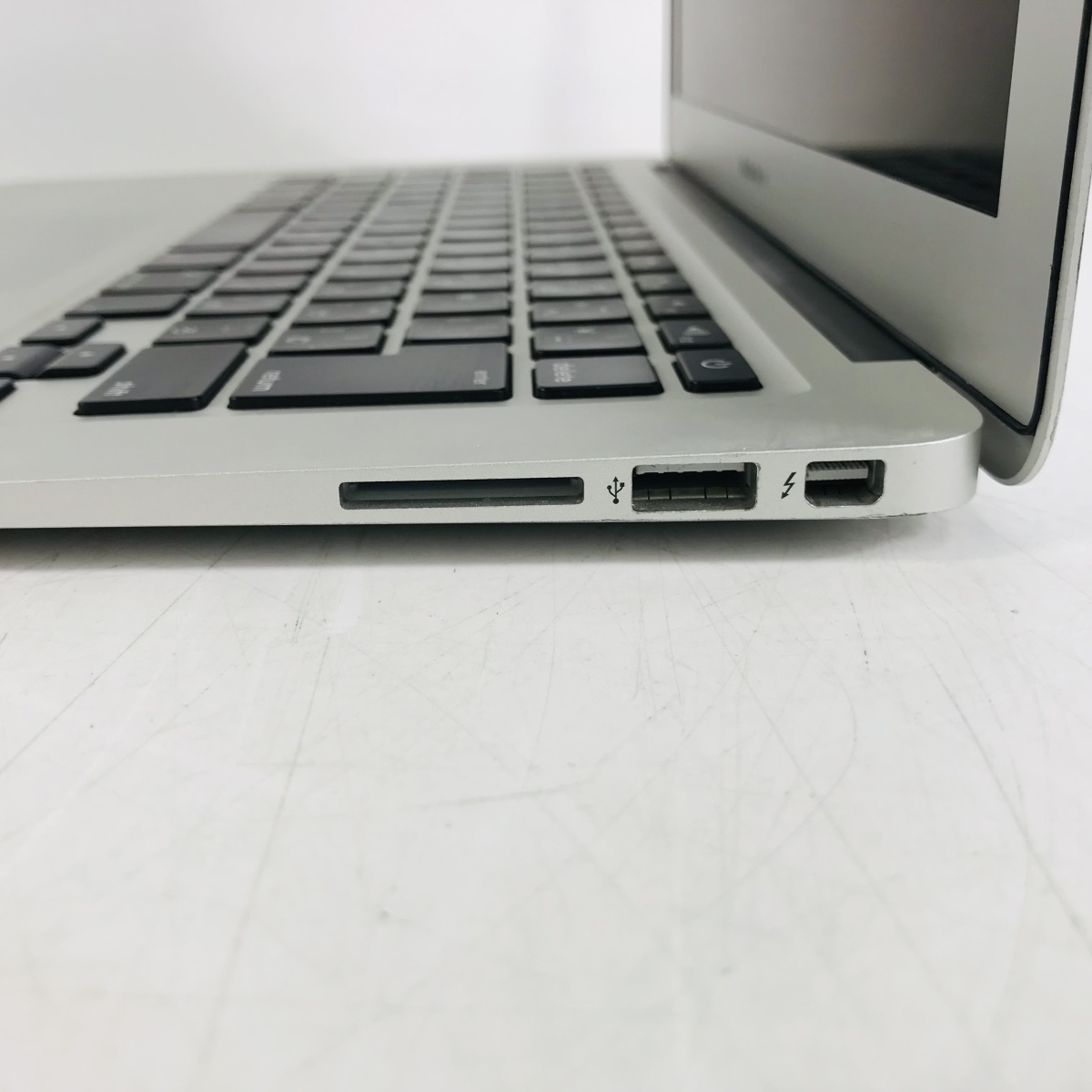 動作確認済み MacBook Air 13インチ（Mid 2017） Core i5 1.8GHz/8GB/SSD 128GB MQD32J/A_画像3