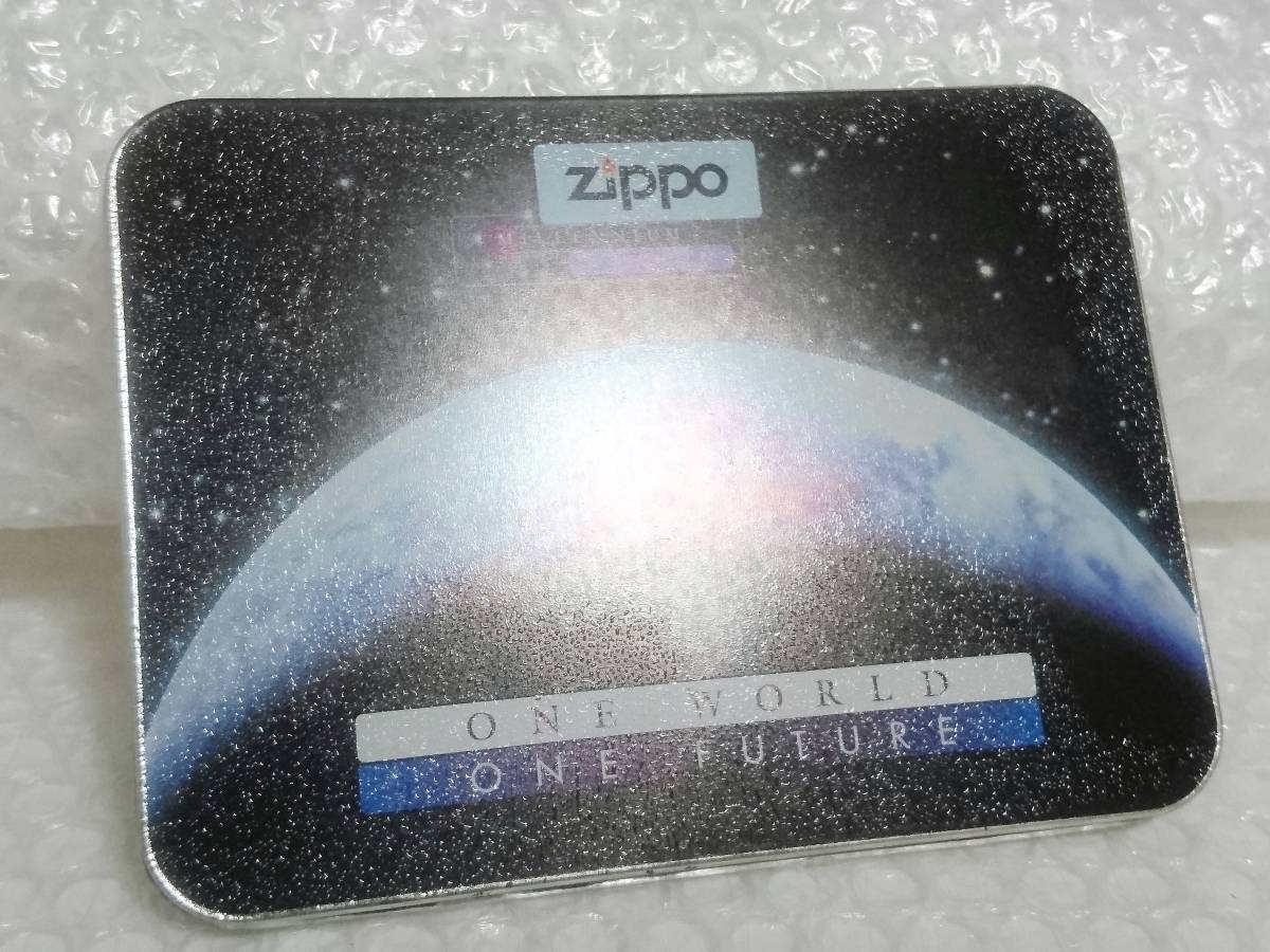 展示品+廃盤品+ライターポーチ+マネークリップ+キーリング　Zippo　ONE WORLD ONE FUTURE　MILLENNIUM EDITION　1999_画像2