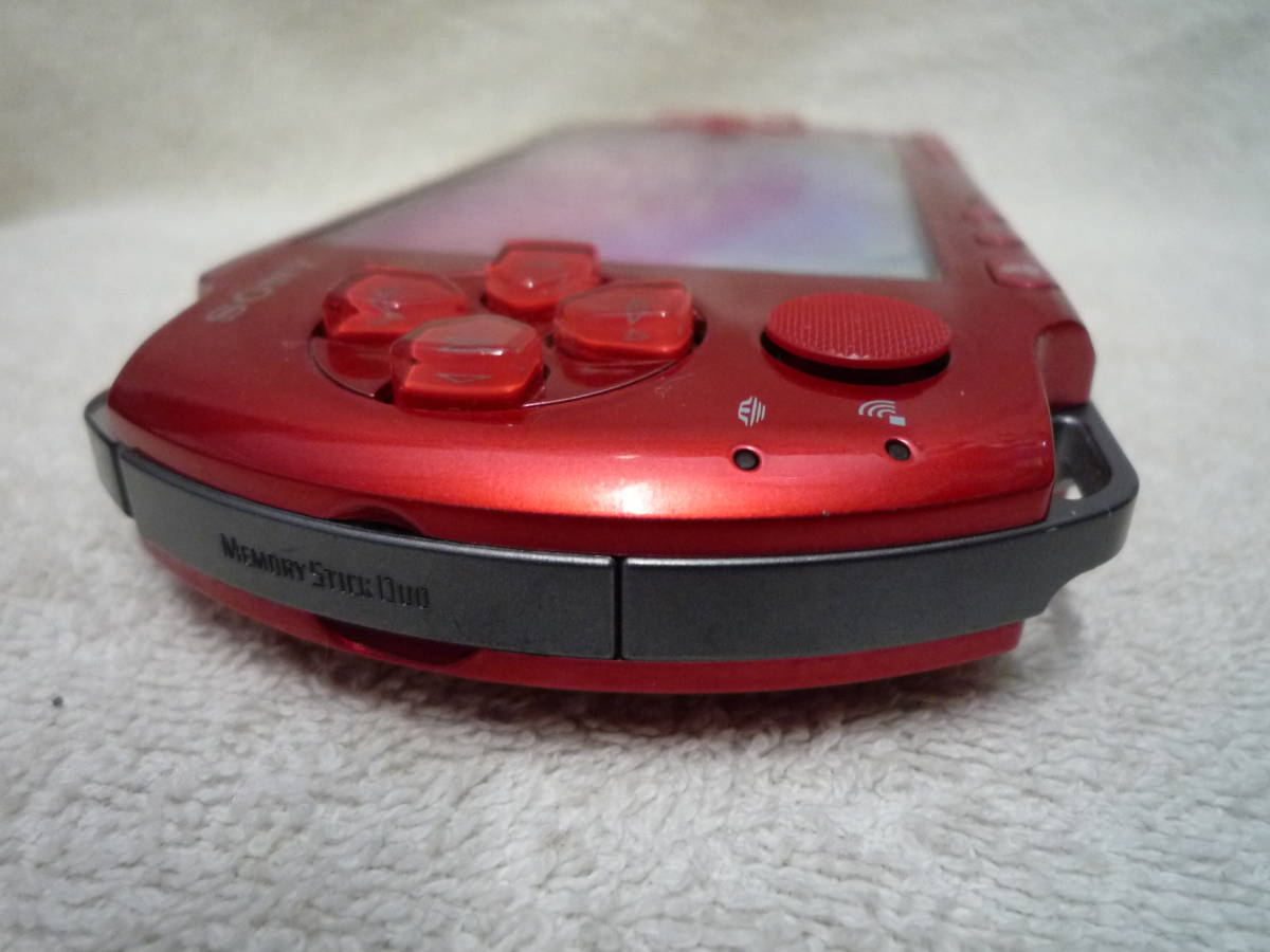 中古 良品 SONY PSP-3000 プレイステーション ポータブル 赤 レッド 
