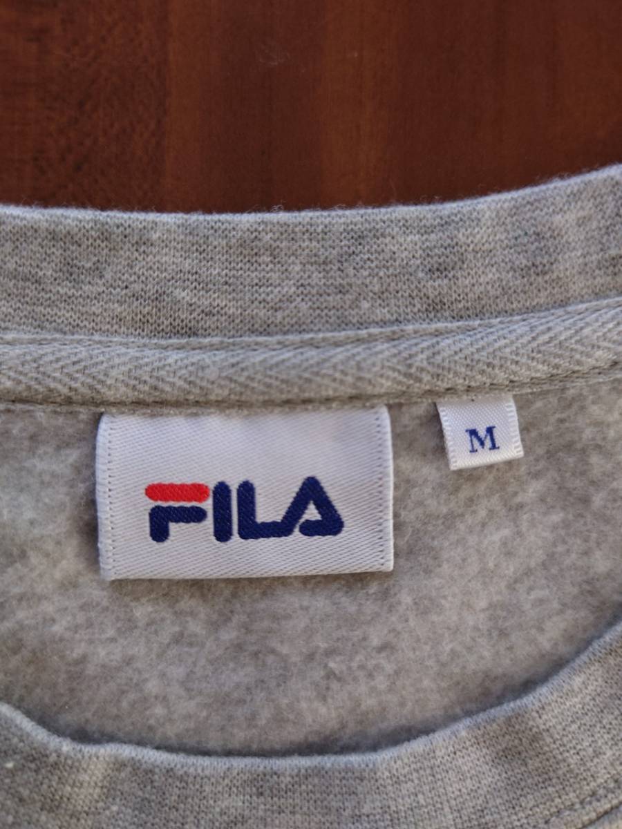 FILA sweatshirt cotton .color gray ground × white × pink × blue sizeМ 423-5D2628