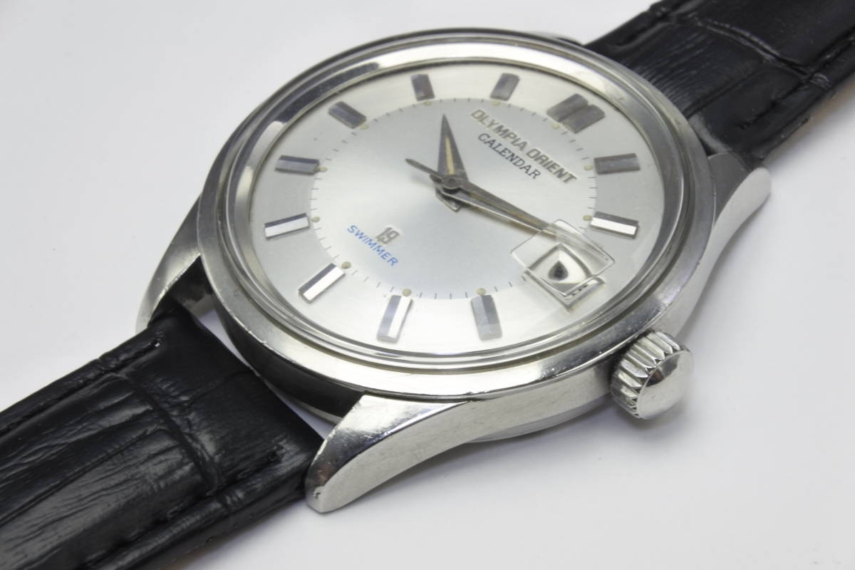 サメのマーク☆OLYMPIA ORIENT CALENDAR SWIMMER 0-19877 　１９石　手巻紳士腕時計　逸品_画像6
