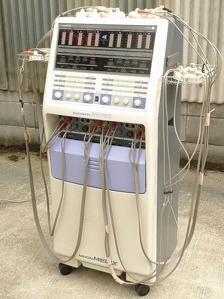 【引き取り限定】日本メディックス・セダンテミリアSD-5102・理学診療用器具/干渉波治療器業務用？
