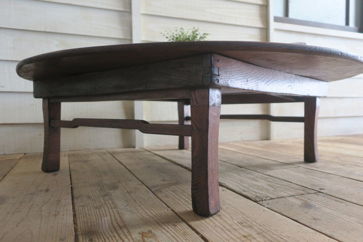 アンティーク古家具◾️木製 無垢材 / 展示台 ローテーブル-