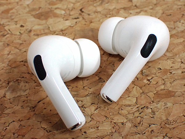 美品】Apple AirPods Pro MWP22J/A ノイズキャンセル Wireless