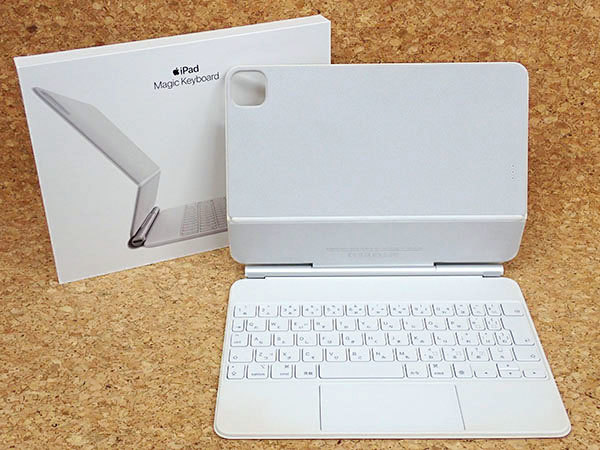 美品】Magic Keyboard 日本語[11インチ iPad Pro 第1.2.3世代 iPad Air