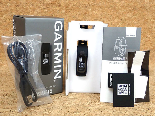 新品 未使用】Garmin vivosmart 5 Black S/M 010-02645-64 ガーミン