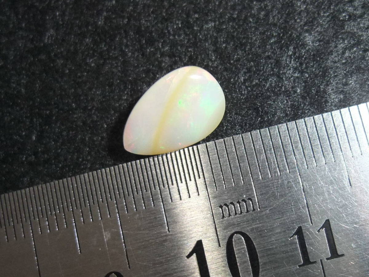 オパールopal大きめカボッションルース!綺麗な訳ありキズ系未使用B品　2.4ct!☆　2　パワーストーンその他色々まとめて大量同梱可能!_画像3