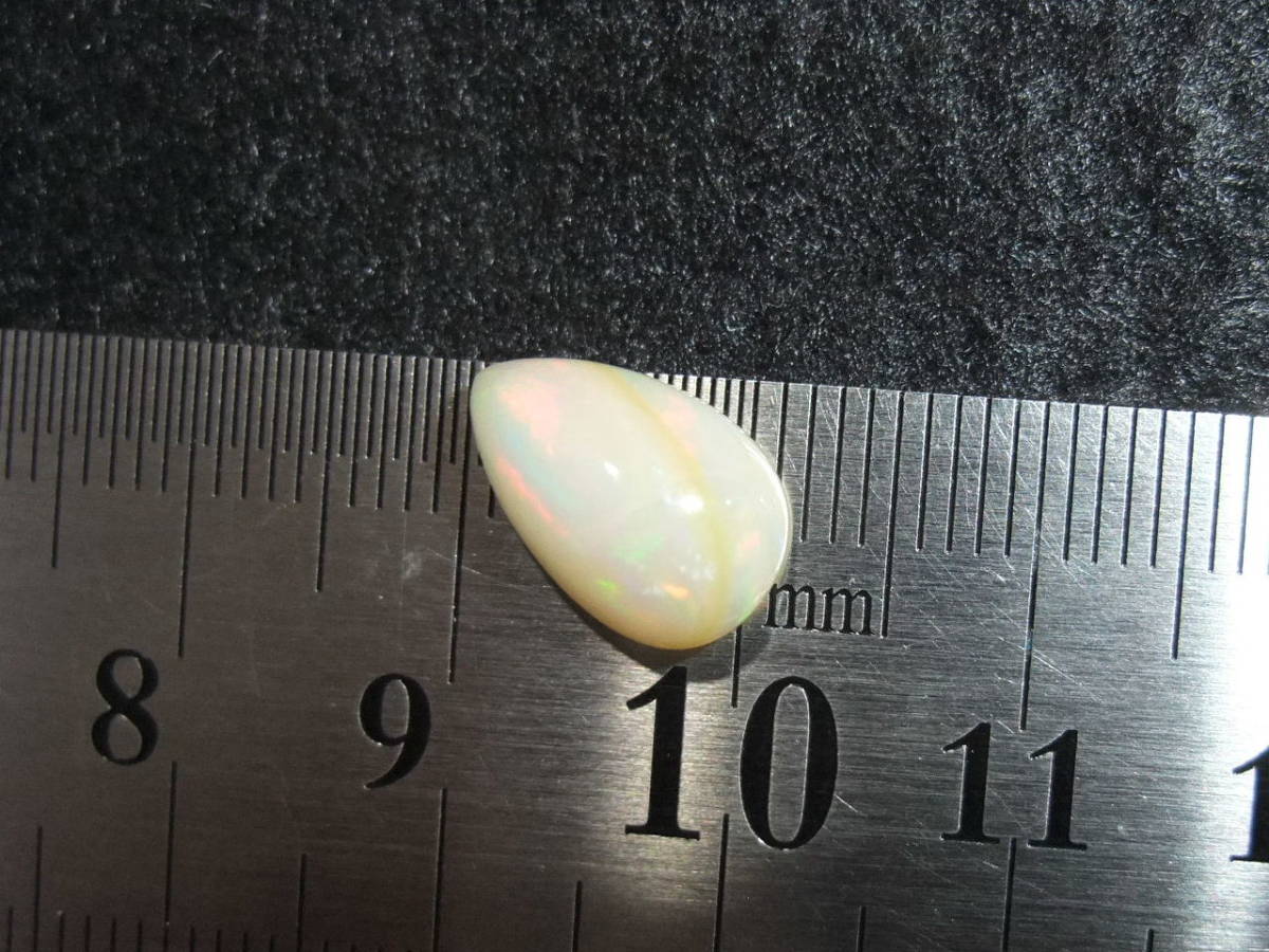 オパールopal大きめカボッションルース!綺麗な訳ありキズ系未使用B品　2.4ct!☆　2　パワーストーンその他色々まとめて大量同梱可能!_画像2