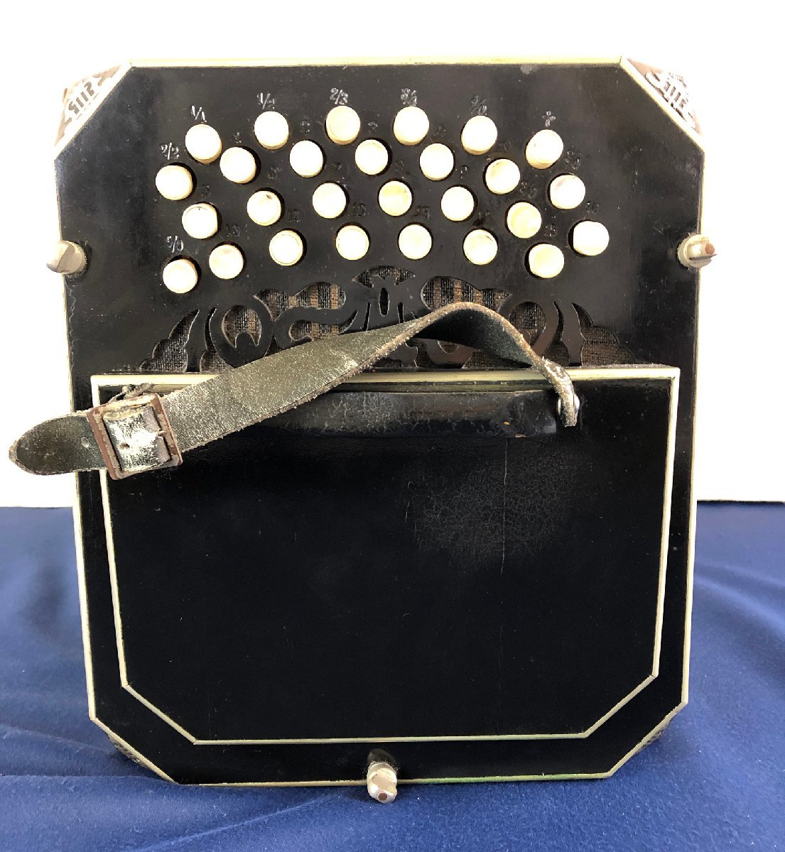 ☆ジャンク品☆バンドネオン Alfred Arnold アルフレッド ☆ジャンク品☆バンドネオン Alfred Arnold アルフレッド