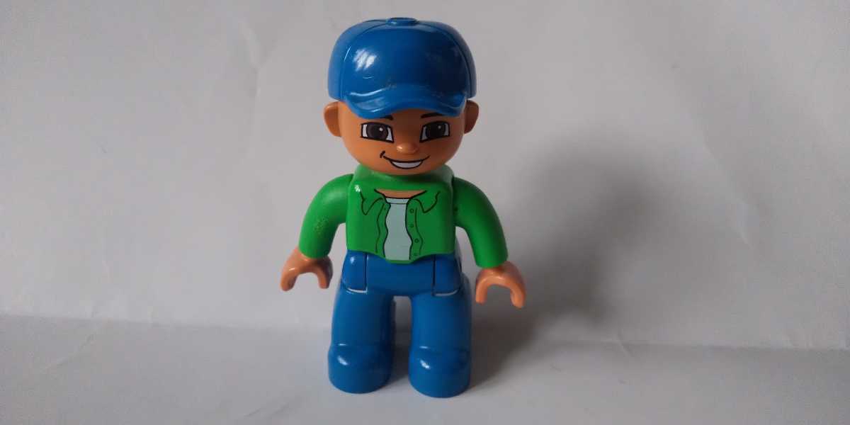 レゴデュプロ 人形 お兄さん 大人 男の人 青い帽子 キャップ パーツ 特殊ブロック _画像1