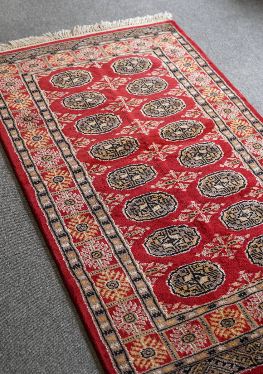 限定品】 パキスタン手織り絨毯 ボハラ デザイン カーペット size:130