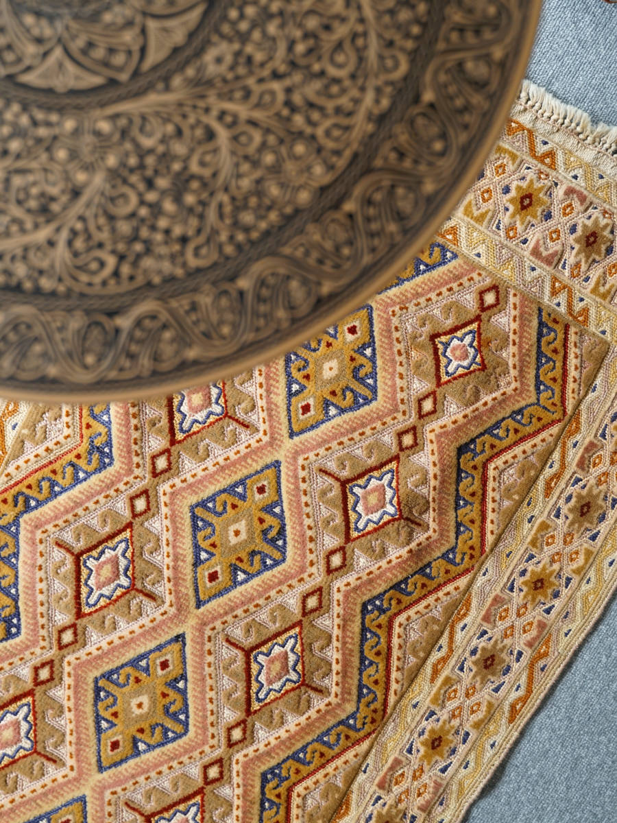 セール品 アフガニスタン 手織り絨毯 size:115cm マシュワニ