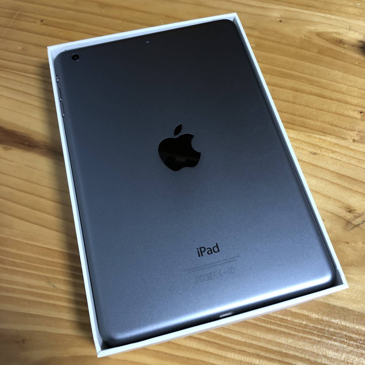 ってくださ ヤフオク! - Apple iPad mini2 Wi-Fiモデル 64GB グレイ