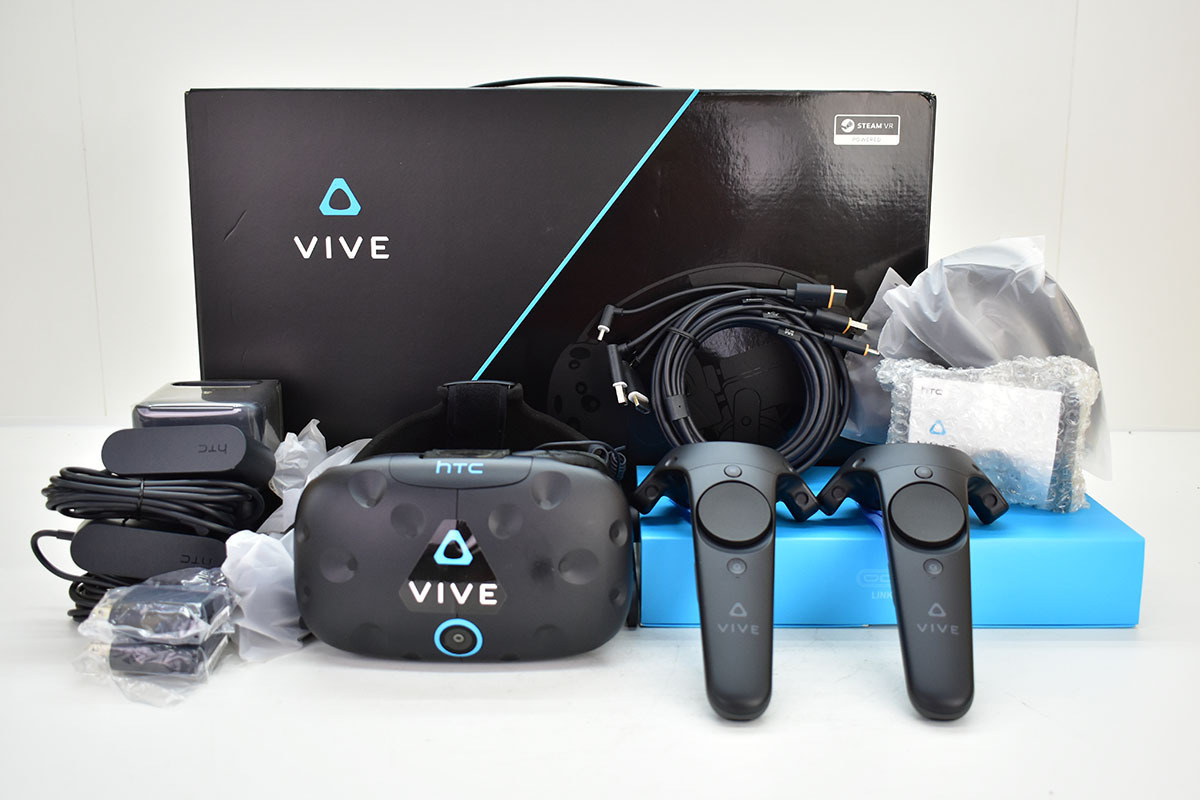 HTC VIVE コンシューマーエディション VRゴーグル コントローラ付[HMD