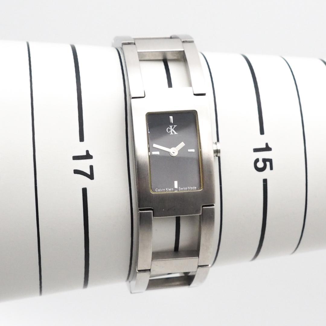 《美品》Calvin Klein 腕時計 ブラック バングルウォッチ シンプル #レディース #メンズ