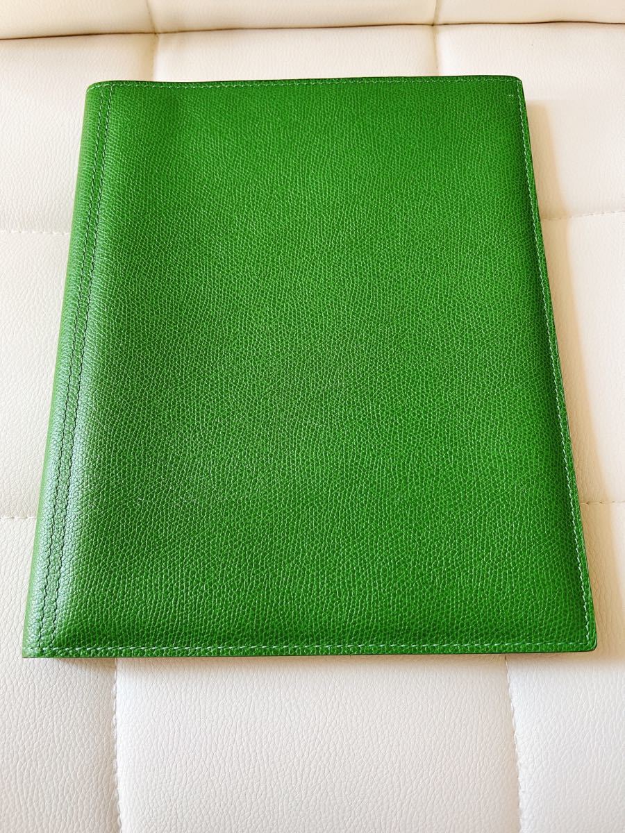 定価12.5万円 ヴァレクストラ ソフトグレインカーフレザーiPadケース 手帳型 グリーン イタリア