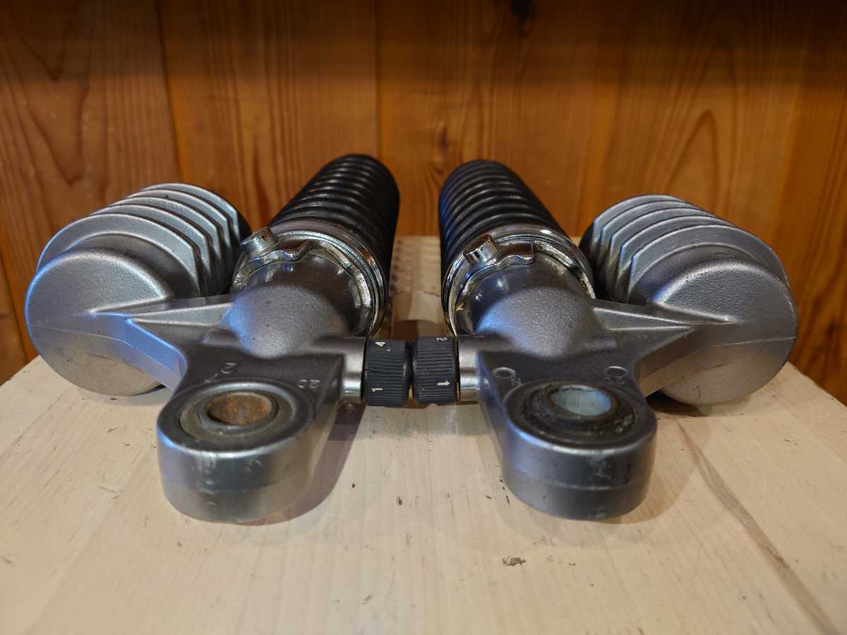 ゼファー750 純正 リアサスペンション リアサス リアショック カワサキ