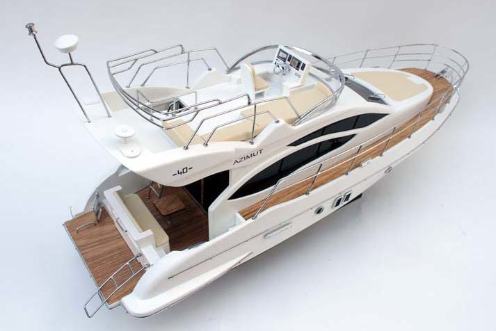 ●新品特価　精密級フライブリッジ型クルーザー Azimut 40 60cmL_画像3