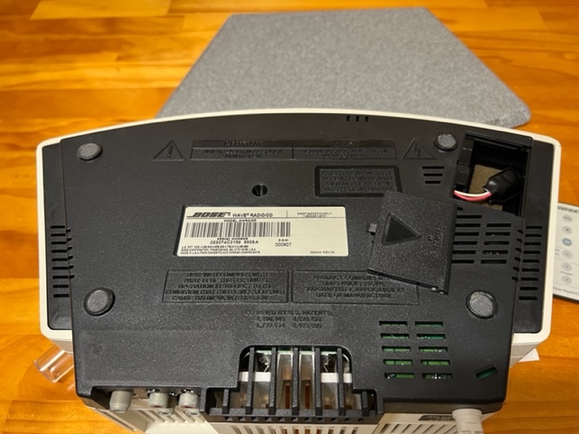 BOSE ボーズ Wave Radio/CD AWRC/0P ウェーブレディオCD 台 BOSE ボーズ Wave Radio/CD AWRC/0P ウェーブレディオCD 台
