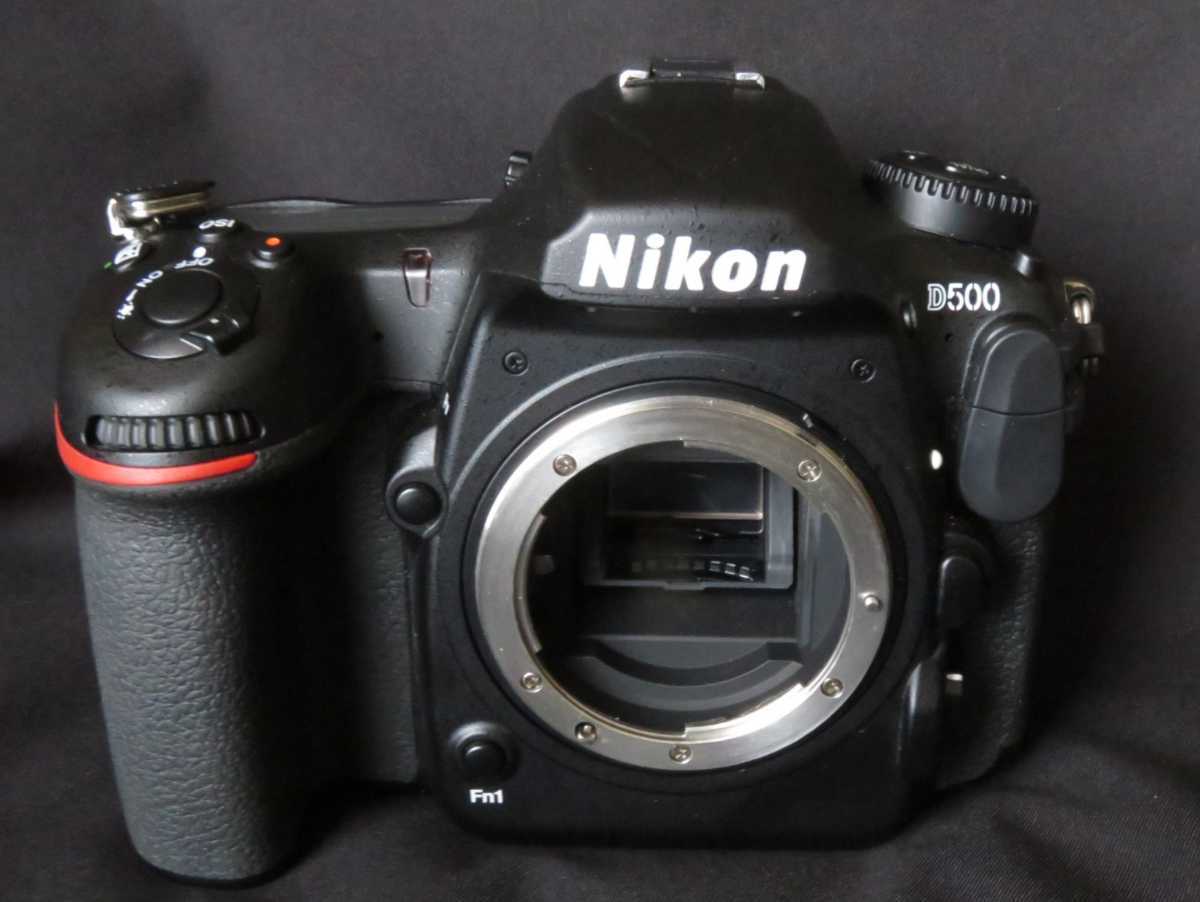 Nikon ニコン D500 純正バッテリー２個　社外バッテリーグリップ付き_画像2
