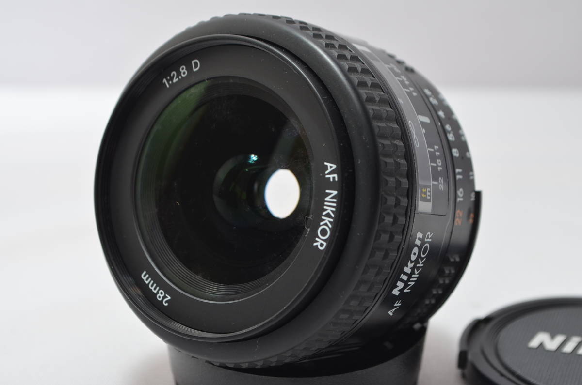 8860★実用品★Nikon 単焦点レンズ Ai AF Nikkor 28mm f/2.8D フルサイズ対応_画像1