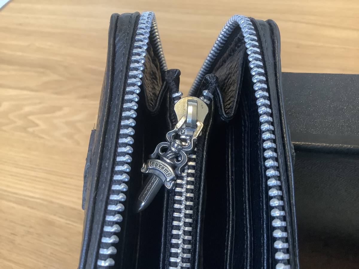 新品 未使用自身オーダー極厚クロスパッチ13枚Chrome Hearts クロムハーツ REC-Fウォレット クロスパッチ セメタリー インボイス原本無修正_画像4