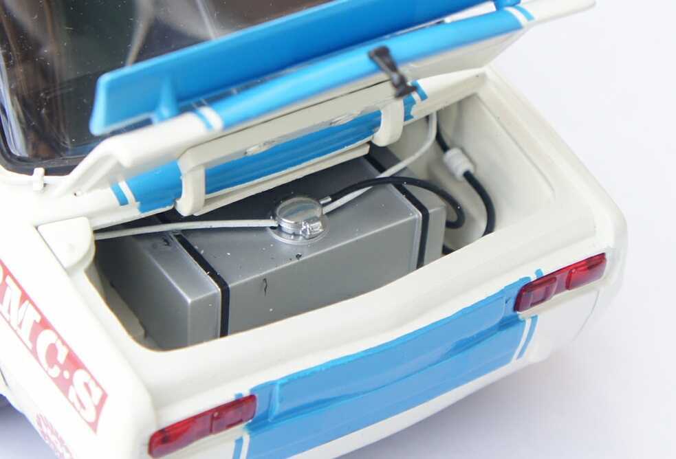 旧 京商 1/18 1972 日産 スカイライン 2000 GT-R KPGC10 旧 京商 1/18 1972 日産 スカイライン 2000 GT-R KPGC10