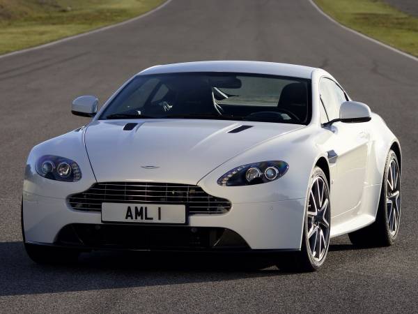 Aston Martin Vantage S V8 4.7 Digi-Tec ECUチューニング_画像2