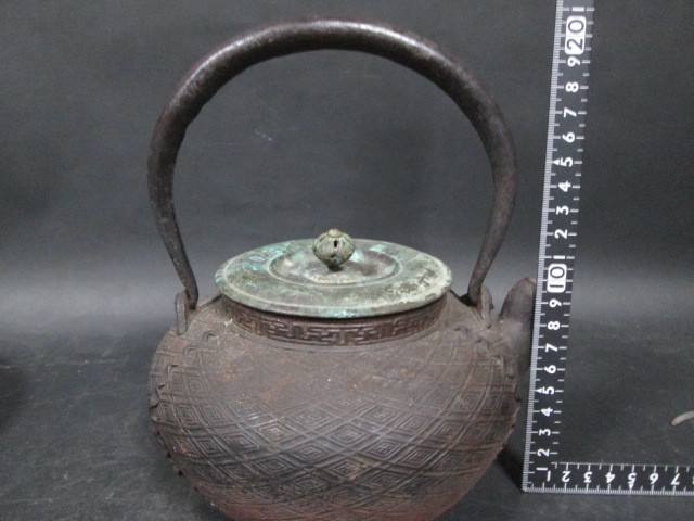 夕霧】蔵出し煎茶道具時代龍文堂黄銅蓋鉄瓶 2 工芸品 夕霧】蔵出し煎茶道具時代龍文堂黄銅蓋鉄瓶 2 工芸品