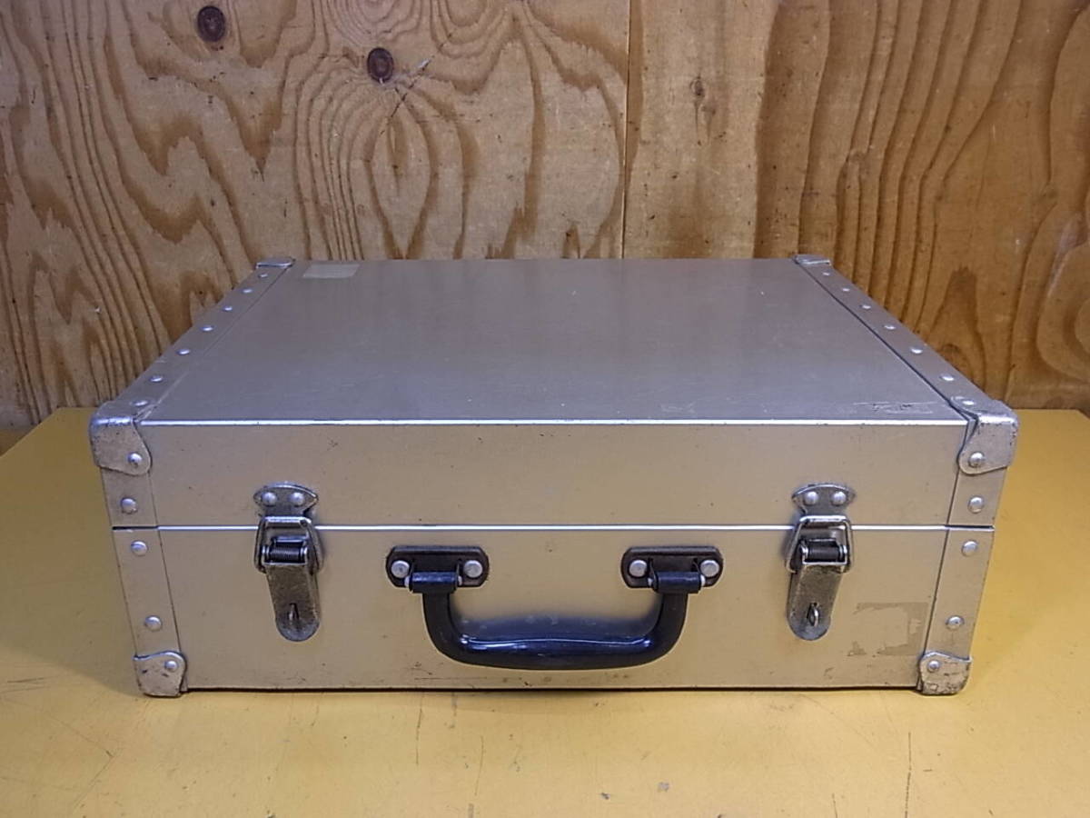 *R/798*da сахалинский таймень багажник DAITO TRUNK* aluminium багажник * aluminium кейс * retro античный * б/у товар 