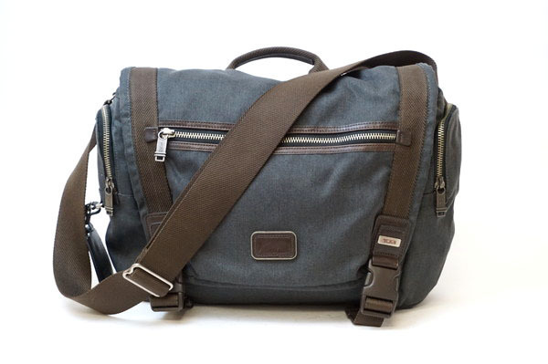 送料無料】 TUMI 美品 トゥミ ビジネス ブリーフケース 22370ATH