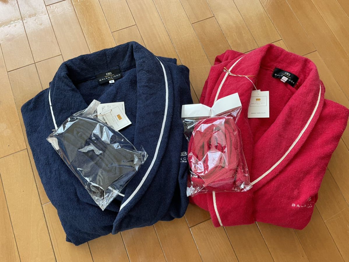 BALENCIAGA バレンシアガ 未使用 バスローブ 2枚セット タオル生地