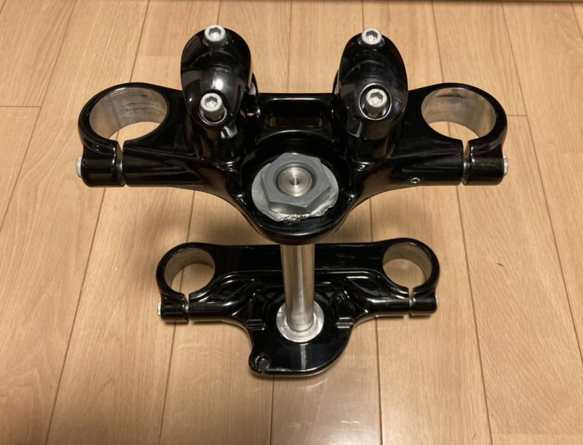 ハーレー 純正 トリプルツリー ステム 三又 トップブリッジ FXDB