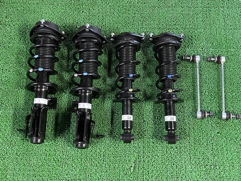 Yahoo!オークション - 新車外し GR86 ZN8 SZ 純正 Yahoo!オークション - 新車外し GR86 ZN8 SZ 純正