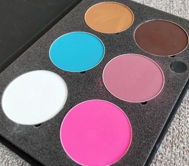 Chacott チャコット アイシャドウ パレット 6色セット Chacott チャコット アイシャドウ パレット 6色セット